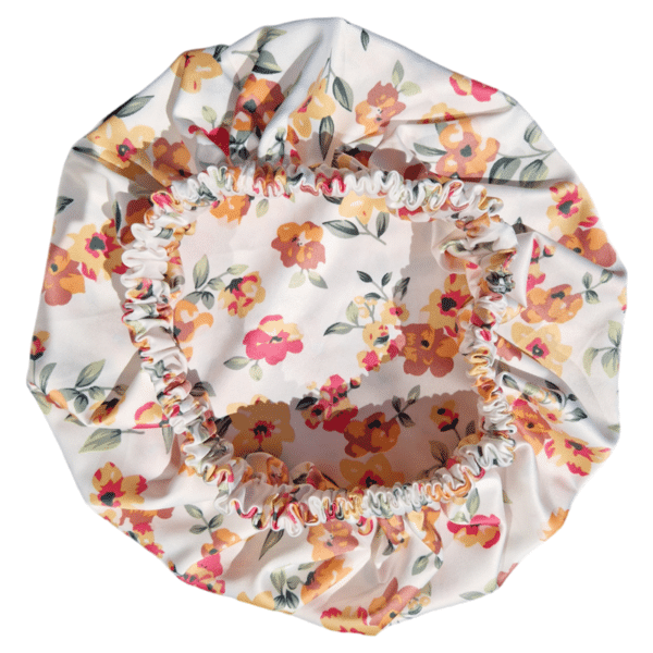 Boneta de par din satin - alb cu flori pastel 1 Boneta de par din satin - alb cu flori pastel 1